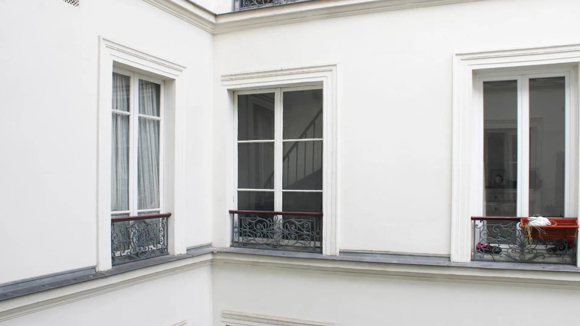 Bright 35 M Close To The Bastille Paris 0*,  France